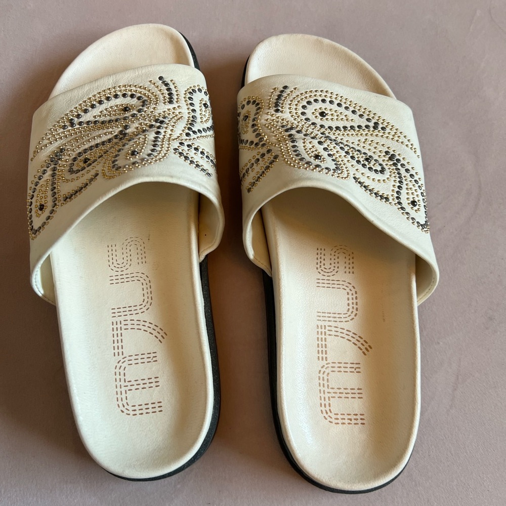 Women's Cream Embellished Sandals